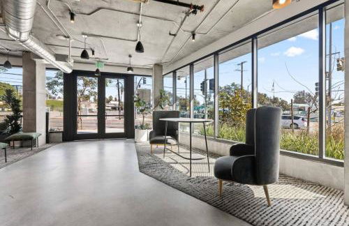 Chic Studio, Walk to Downtown With Skyline Views - Foto 16