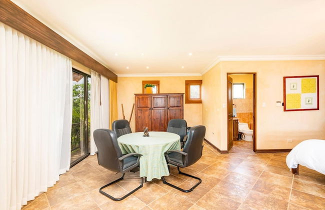 Hacienda-style Villa With Pool and Sweeping Ocean Views Above Potrero - Photo 52