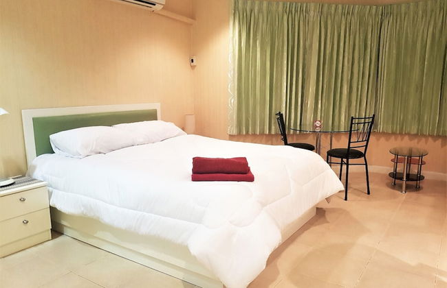 Jomtien Thip Condotel - Foto 1