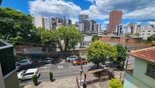 Aconchegante, amplo e central - Foto 5