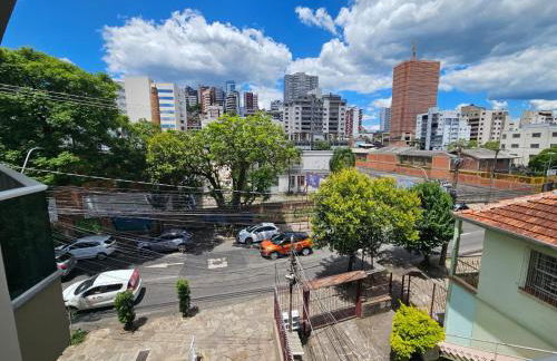 Aconchegante, amplo e central - Foto 5