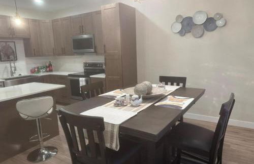 Luxurious Brand New Entire 3br and 2bath - Foto 30