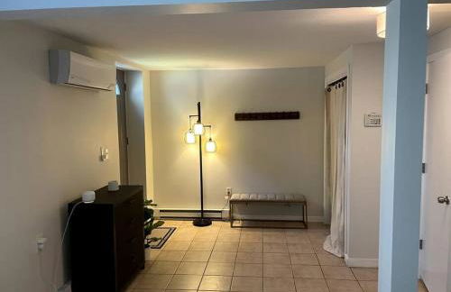 Lovely Two Bedroom Condo in South Boston - Foto 16