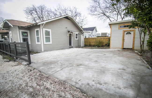 Renovated 2BR Near Downtown SA - Foto 30