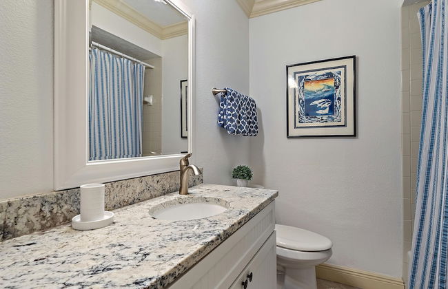 Sunset Sanctuary 2 Bedroom Condo by RedAwning - Foto 25