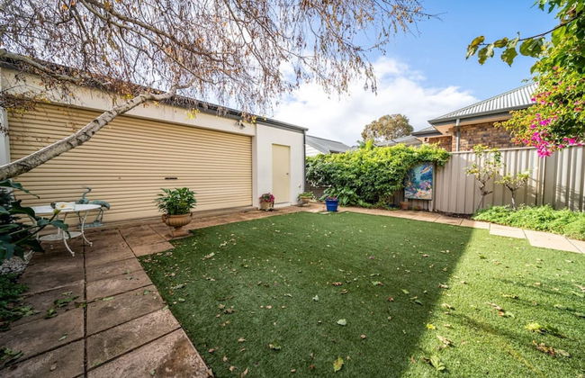 Glenelg Beach Stylish 2 Story Townhouse Sea View - Foto 30