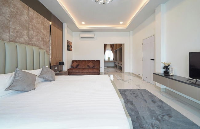 Southern Peak Pool Villa HuayYai Pattaya - Photo 14