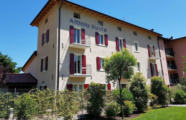 ALBOLA SUITE Holiday Apartments - Foto 1