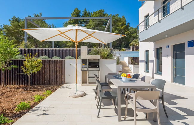 Luxury Villa Romeo with Heated Pool - Foto 42