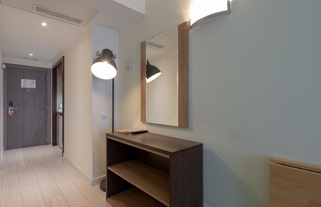 Apartamentos Recoletos - Photo 5