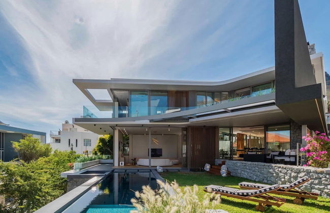 Grand Camps Bay 5bed w Views Pool Gym Villa Serena - Foto 1