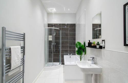 2BR River View Leeds Dock Apartment l Free Parking - Foto 26