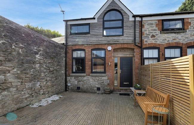 Bantham Mews by Pureserviced 1 Bedroom Luxury Mews - Photo 20