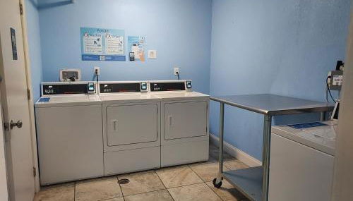 Clearwater Beach Pelican 2 - Photo 5