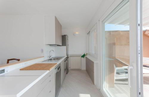 Exclusive rooftop apartment with large terrace in Solari/Tortona - Foto 10