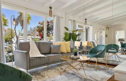 Mid Century Garden View Home Parking - Foto 2