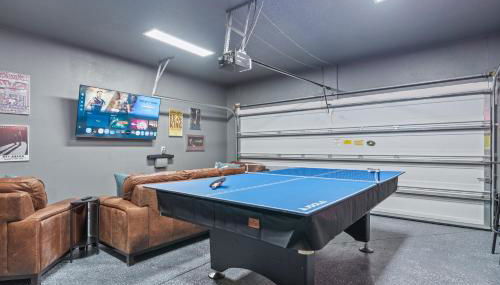 Noc Nest Family Retreat - Game Room & Cozy Lanai - Foto 3, Game Room