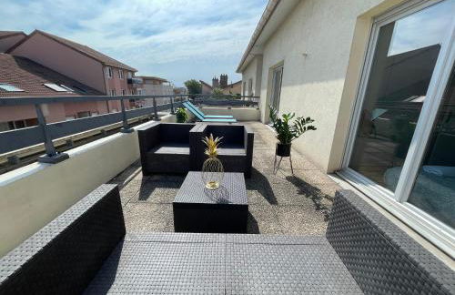 BnGo I Immense RoofTop Lyon I 2 chambres, 4 places parkings, 2 immenses terrasses, 8 personnes - Photo 17