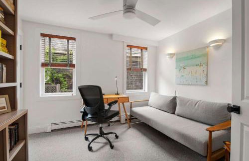 Rare Private Deck Dog Friendly Walk to Harbor - Foto 11