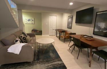 Cozy 2BR suite w Sauna - Foto 17