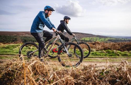 Monsal Trail Apartment A, Bakewell - Photo 19