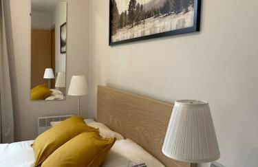 El Cadí, céntrico alojamiento en Puigcerdà, Cerdanya. - Foto 27