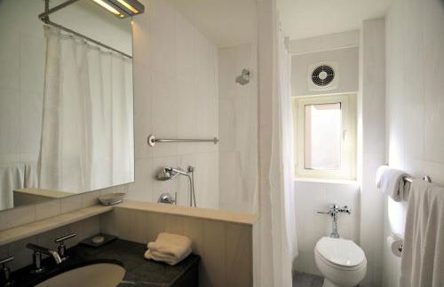 Lombardy Hotel - Foto 16