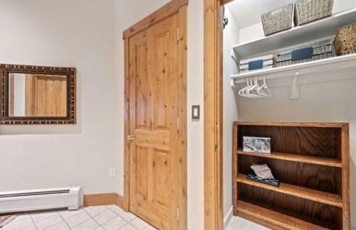 Villa Montane 111 by East West Hospitality - Foto 12