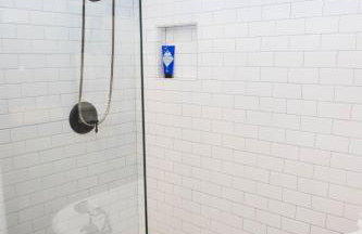 The Dollhouse - 3 Bed, 2 Bath, Walk to Downtown - Foto 25