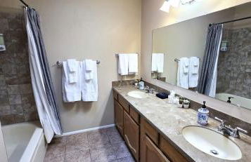 Hot Tub, Pool Table, Swing Sets, Theater, Kayaks - Foto 42