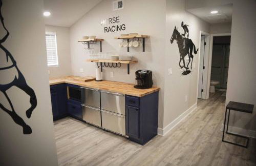 Cozy Pool & Hot Tub Retreat by Casino - Foto 2