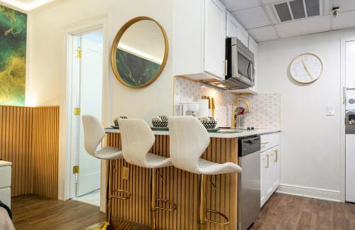 Emerald Luxe Lakeview 6 min to EPIC Universe - Foto 12