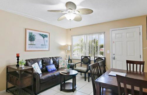Madeira Beach Tropic Breeze Unit 19 Second Floor - Foto 1