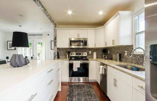 5BD 3BA - Black&White ArtBNB - Antique Row WPB - Foto 8