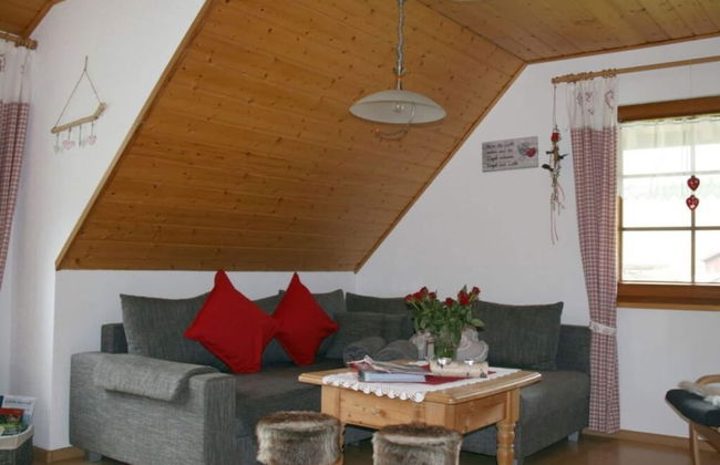 Pleasant Holiday Home With Balcony - Foto 5