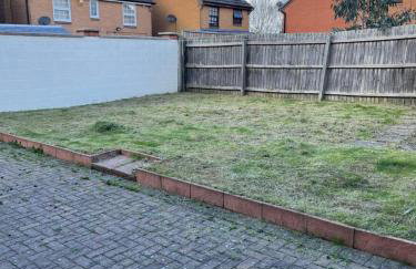 Large, 3 Floors, Quiet, Sleeps 16, 4 Bathrooms, 5 Parking, Semi rural Leicester - Foto 46