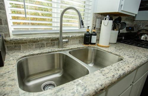 Comfort meets Tranquility by the Sequoia Entrance - Foto 16