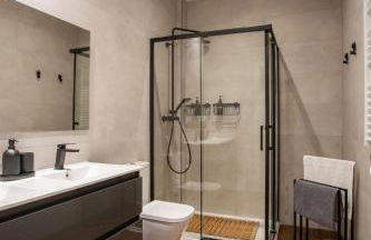 Apt nuevo! 2 hab, baño doble, garaje, Metro a 200m - Photo 24