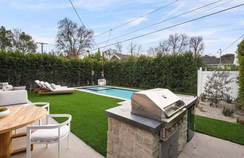 Stunning 5BR in Studio City W. Pool, and Jacuzzi - Foto 14