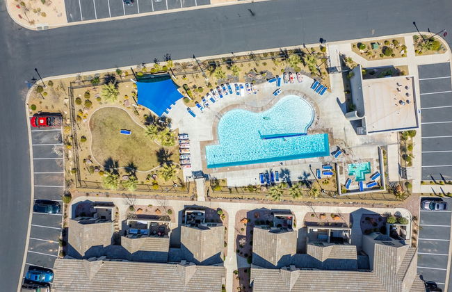 All Inn the Family - Photo 38