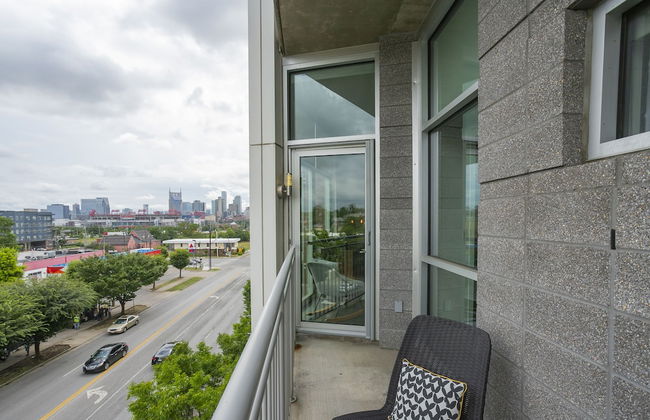 Sleek Furnished Modern Downtown Condo - Foto 24