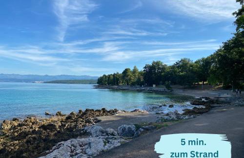 VILLA SOLIS LACUS modernes Apartment - privater beheizbarer Pool- Klimaanlage - private Parkplätze - Foto 56