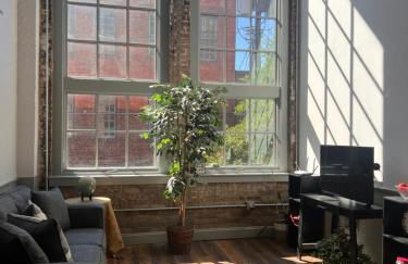 Prime 2BR Condo Historic Morris Ave, Downtown Birmingham - Photo 7