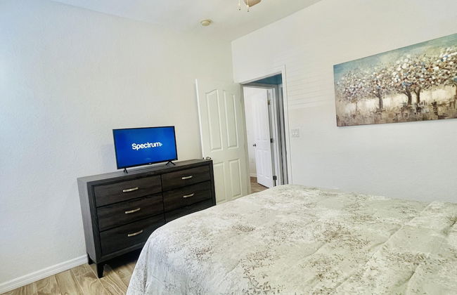 Cozy Condo Minutes Away From Disney - Foto 13