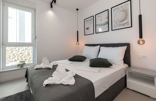 Apartments Mare B with pool - Photo 6