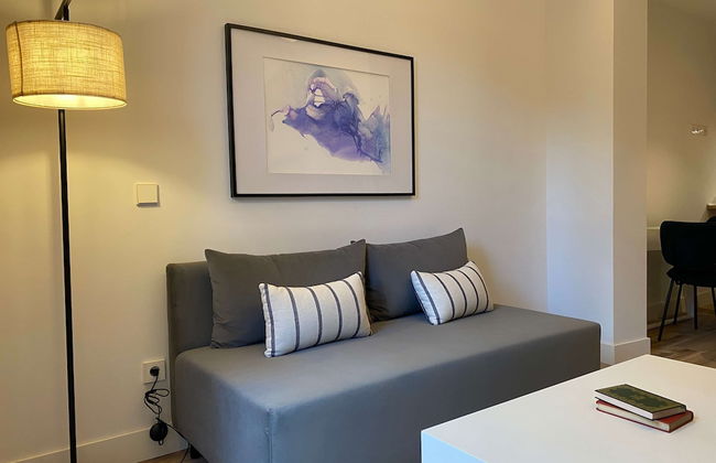 w Majestic 2BR at Palacio Real - Photo 8