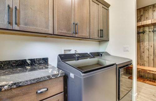 Torreon New Build with Deck and Outdoor Entertainment - Photo 28