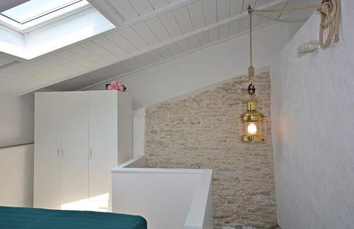 Maison rénovée avec mezzanine à Saint-Georges-d'Oléron, proche plage - FR-1-246A-114 - Foto 8