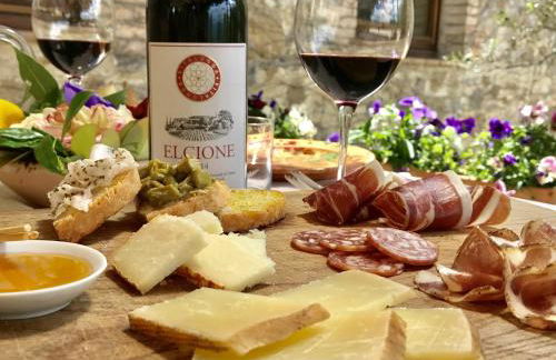 Grove Cottage: Immersed in nature & close to town - Photo 25