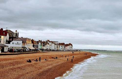 Chalet Brightstone Kingsdown Cliffs location with indoor pool, tennis court, mini-golf short walk to beach and 3 great local pubs - Foto 20